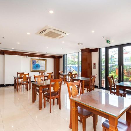 Silk Hong Ha Airport Hotel Ho Chi Minh City Exterior photo